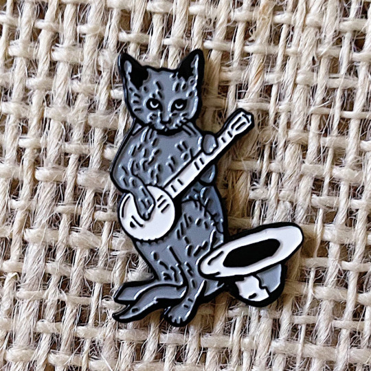 Kitty Puss Enamel Pin 