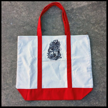Kat Wright White and Red Zipper Tote